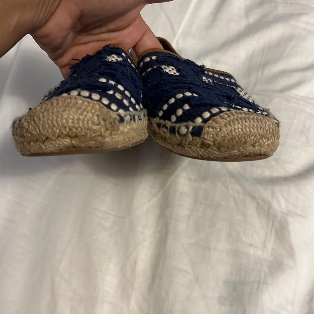 Tory Burch 7 1/2 canvas espardrille slip on - Picture 2 of 5